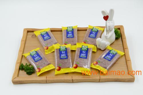 山楂與乳制品的創(chuàng)意結(jié)合 迷你山楂食品廠家的批發(fā)新機(jī)遇